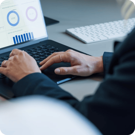 hands-keyboard-round-edges