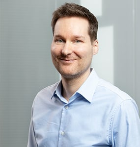 Heeros Customer Services 
